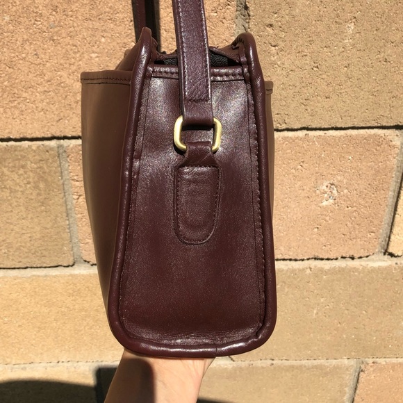 Vintage NYC Coach Swagger Bag 9820 - Picture 5 of 8